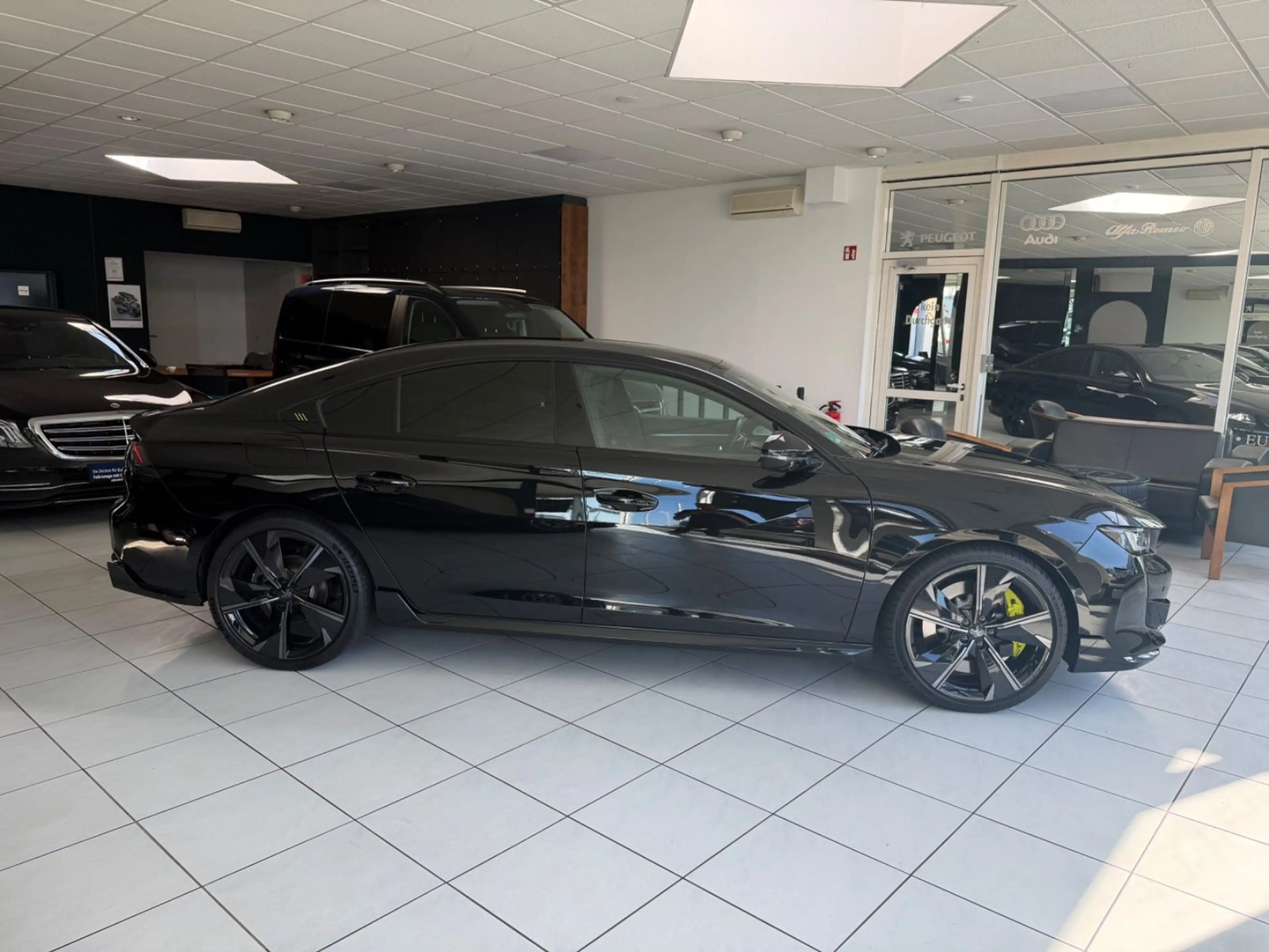 Peugeot 508 PSE 360 | NIGHT VISION | FOCAL | ACC | 360° — photo 4