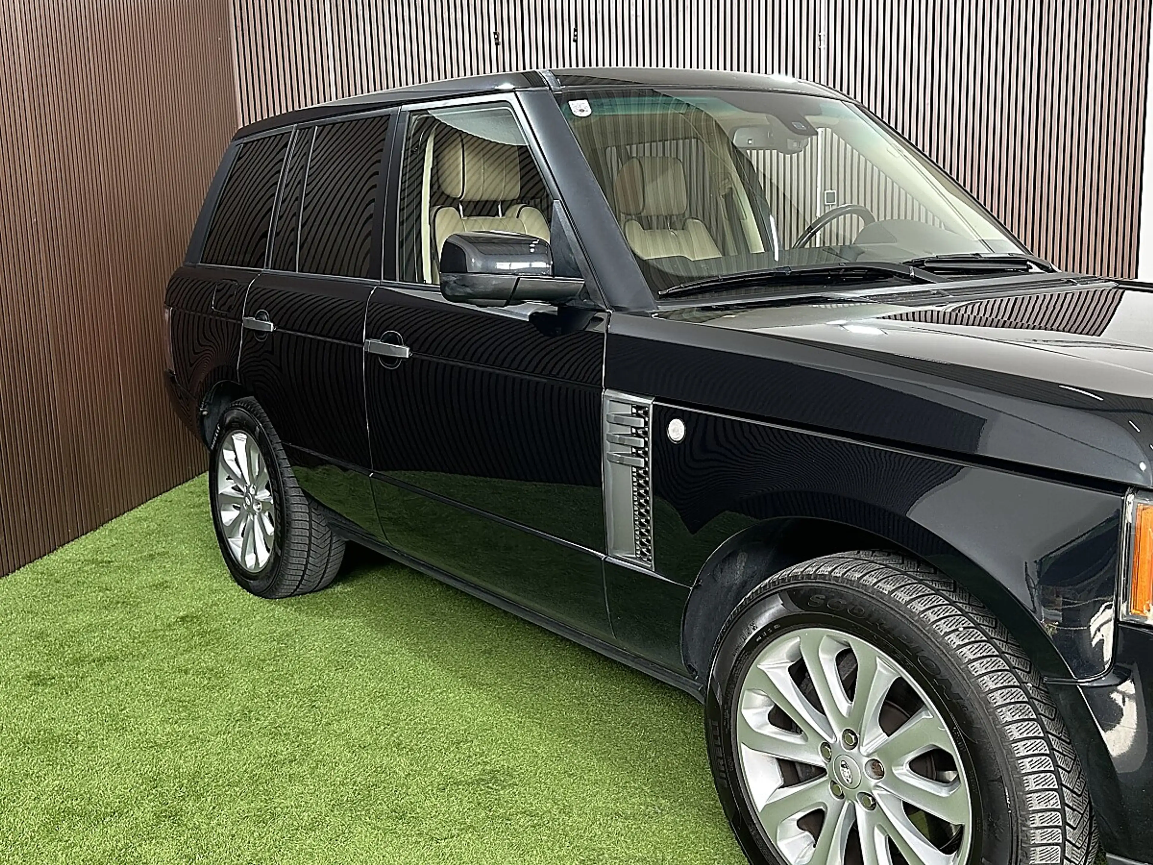 Land Rover Range Rover 4,4 TDV8 Vogue DPF *österreichische Erstauslief... — photo 9