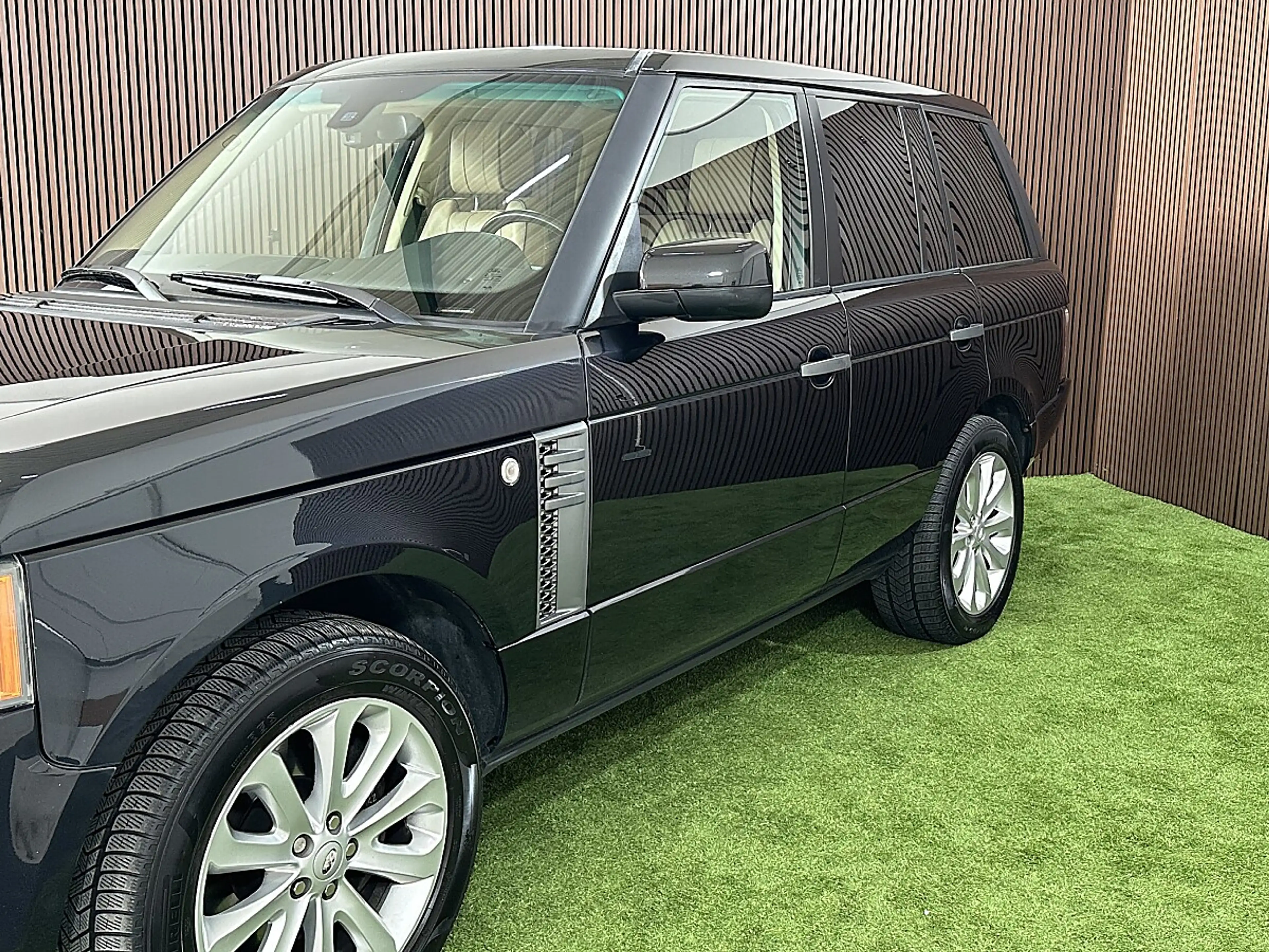Land Rover Range Rover 4,4 TDV8 Vogue DPF *österreichische Erstauslief... — photo 12