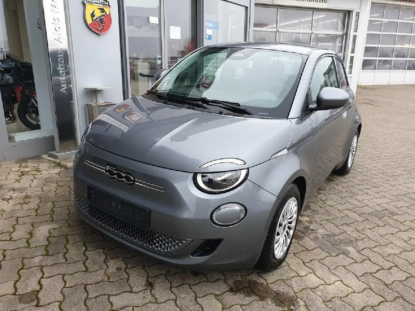 Fiat 500e Action Grau - 1