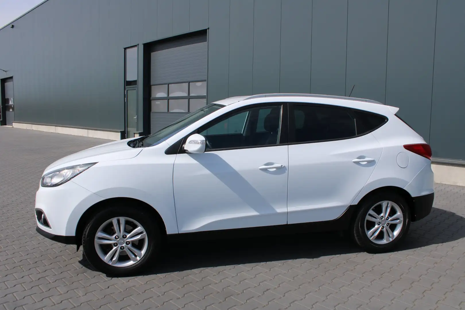Hyundai iX35 2.0i Business Edition 2de Eigenaar Trekhaak Cruise Blanco - 2