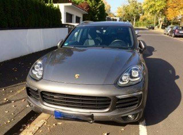 Imagine Porsche Cayenne Tiptr.S, Pano-Da,Luftfed,Anhäng,BOSE,SitzHz,Kam