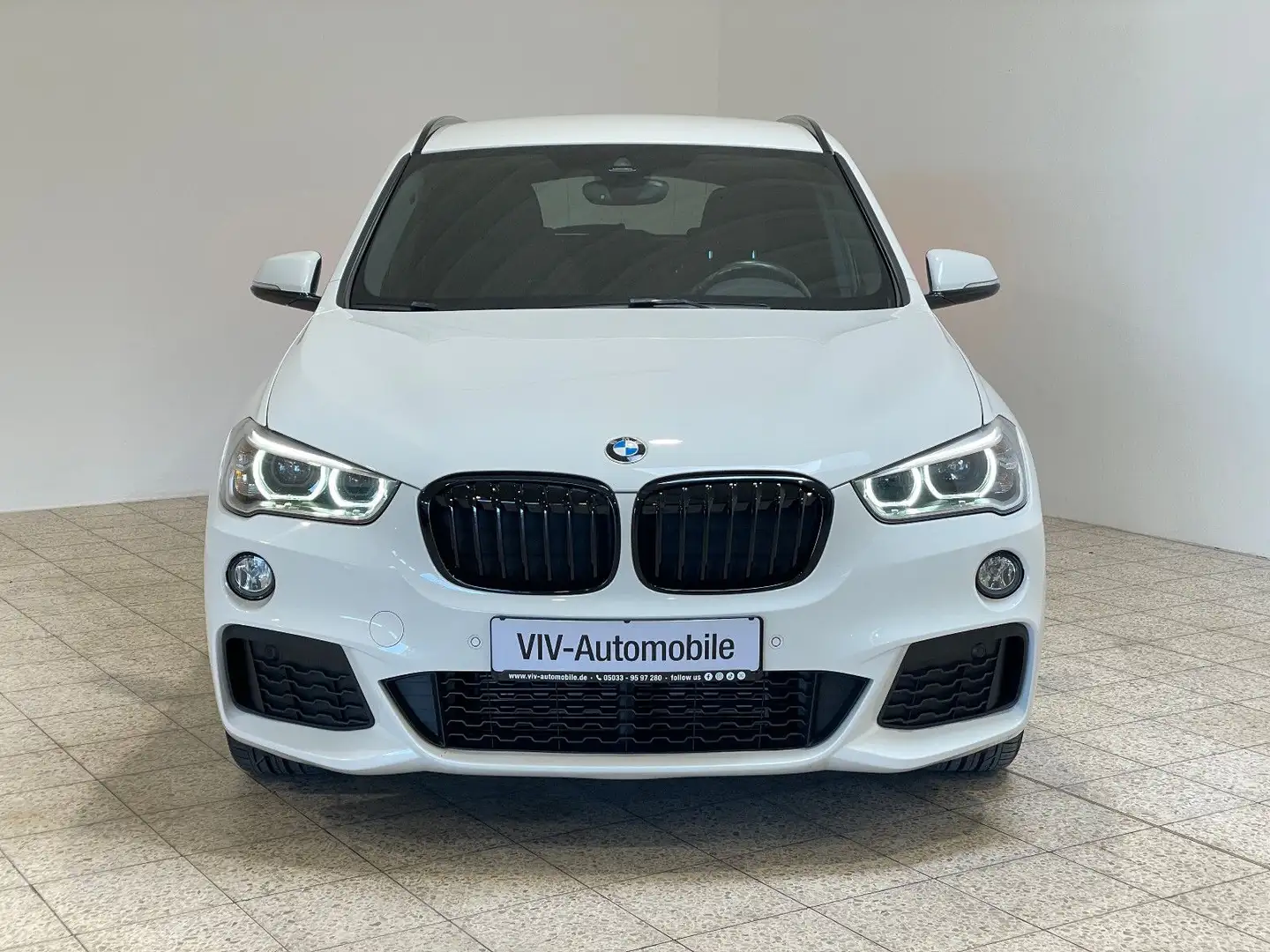 BMW X1 xDrive18d M Sport Paket Autom*LED*DAB*HiFi* Weiß - 2