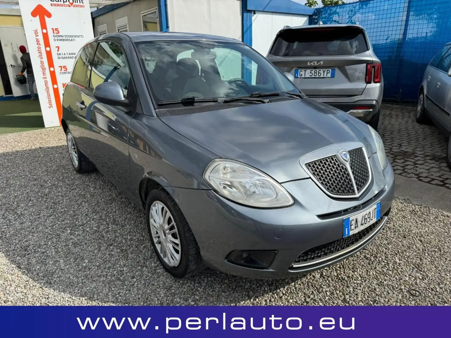 Lancia Ypsilon 1.2 Versus Argento - 2