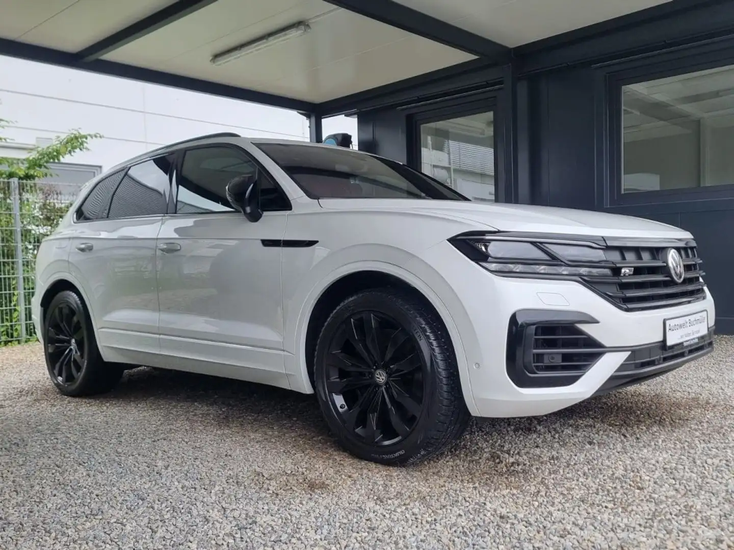 Volkswagen Touareg 4.0 TDI,2X-R-LINE,STAND,PANO,AHK,360,HUD Weiß - 2