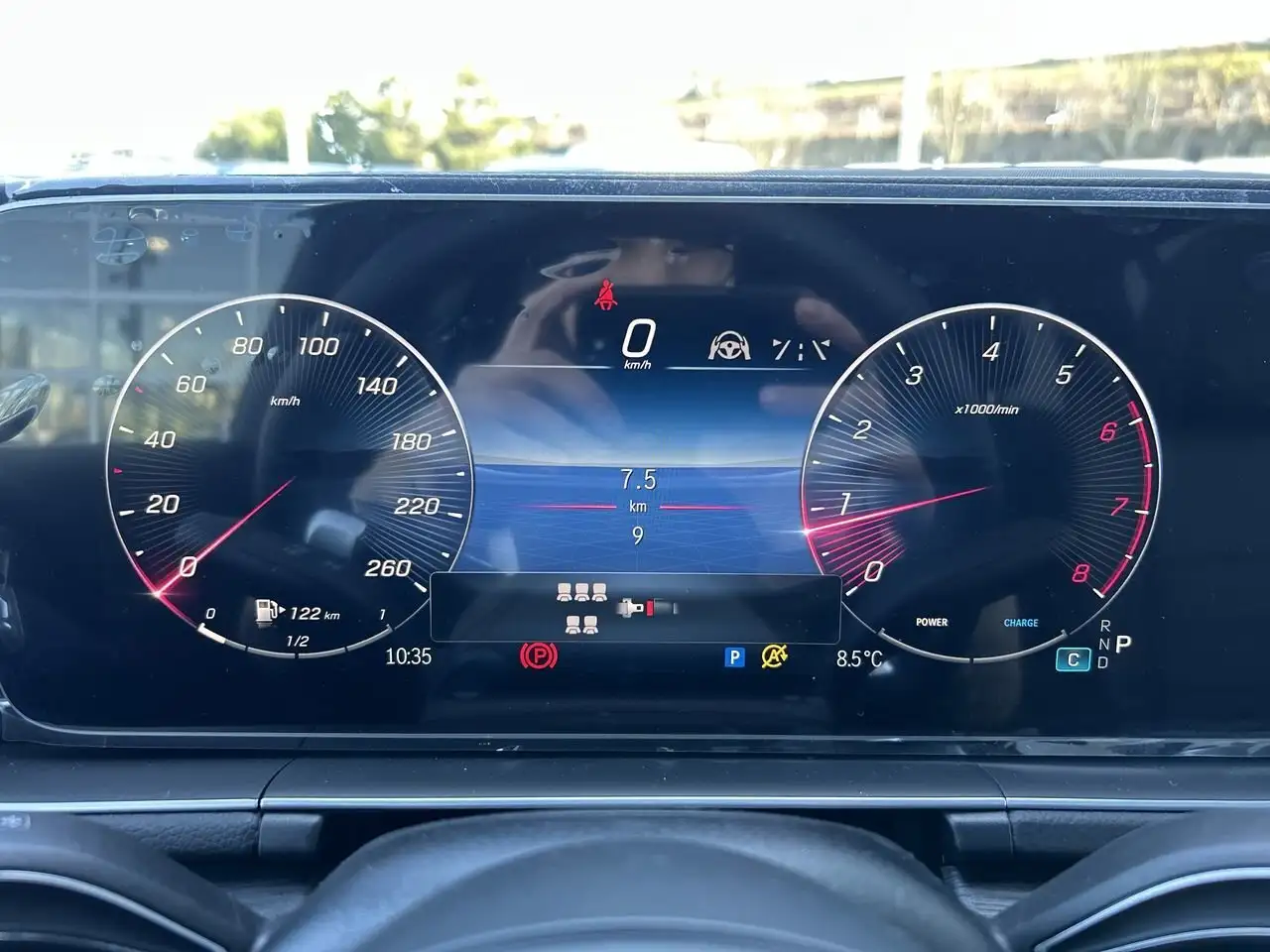 Mercedes-Benz GLS снимка Mercedes-Benz GLS