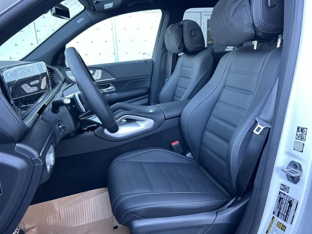 Mercedes-Benz GLS снимка Mercedes-Benz GLS