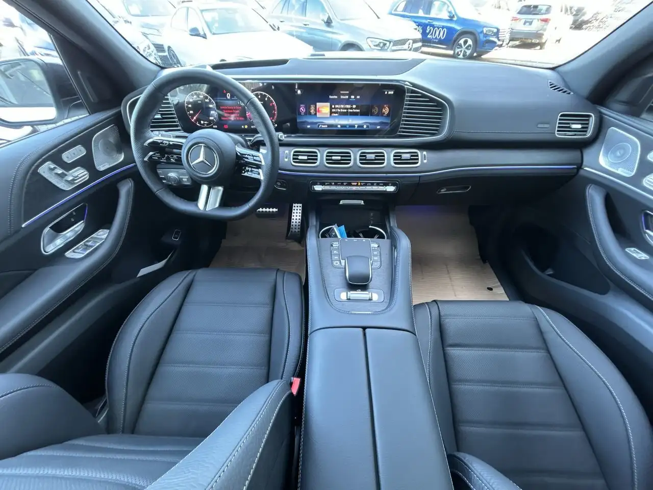 Mercedes-Benz GLS снимка Mercedes-Benz GLS