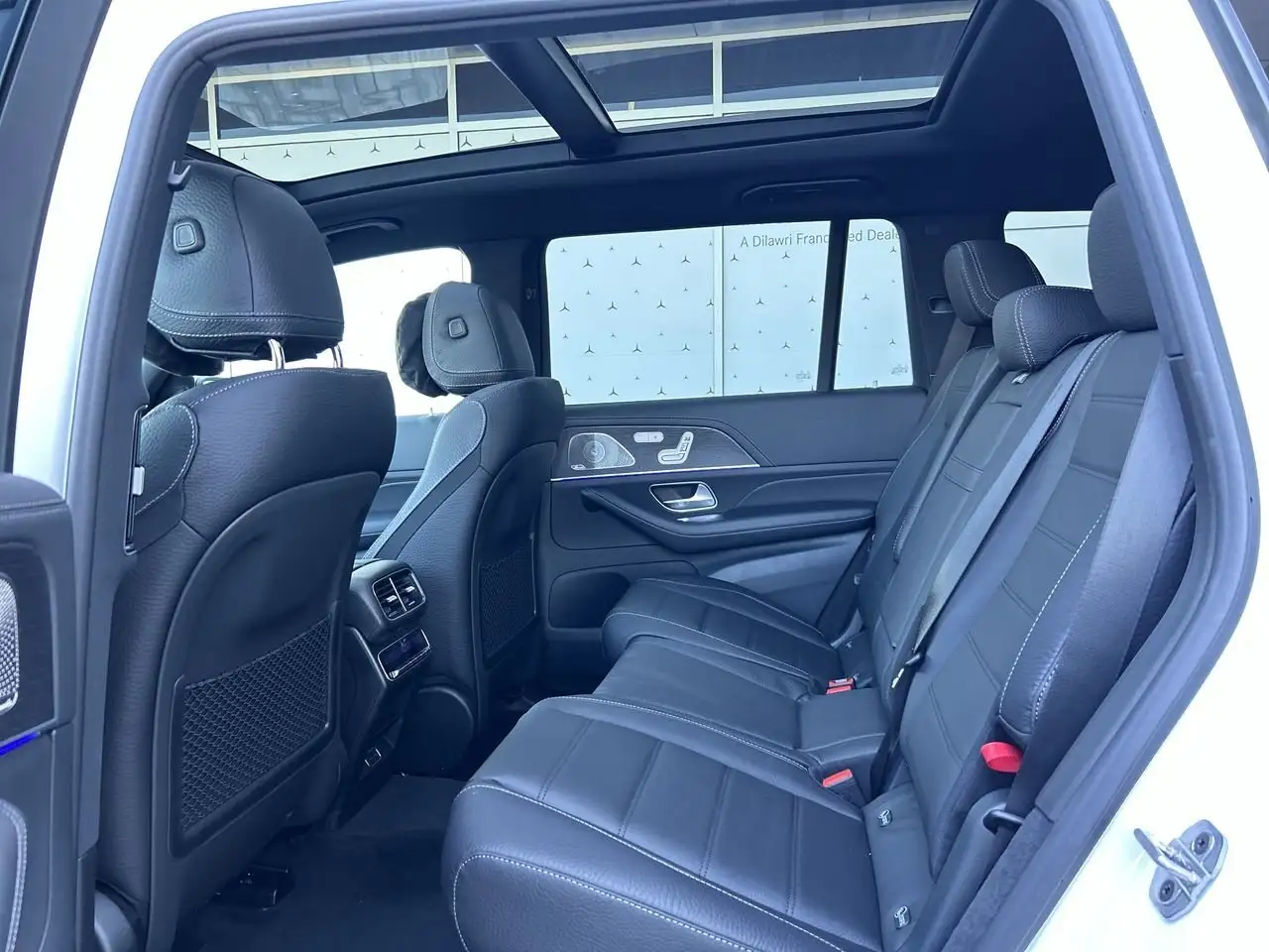 Mercedes-Benz GLS снимка Mercedes-Benz GLS