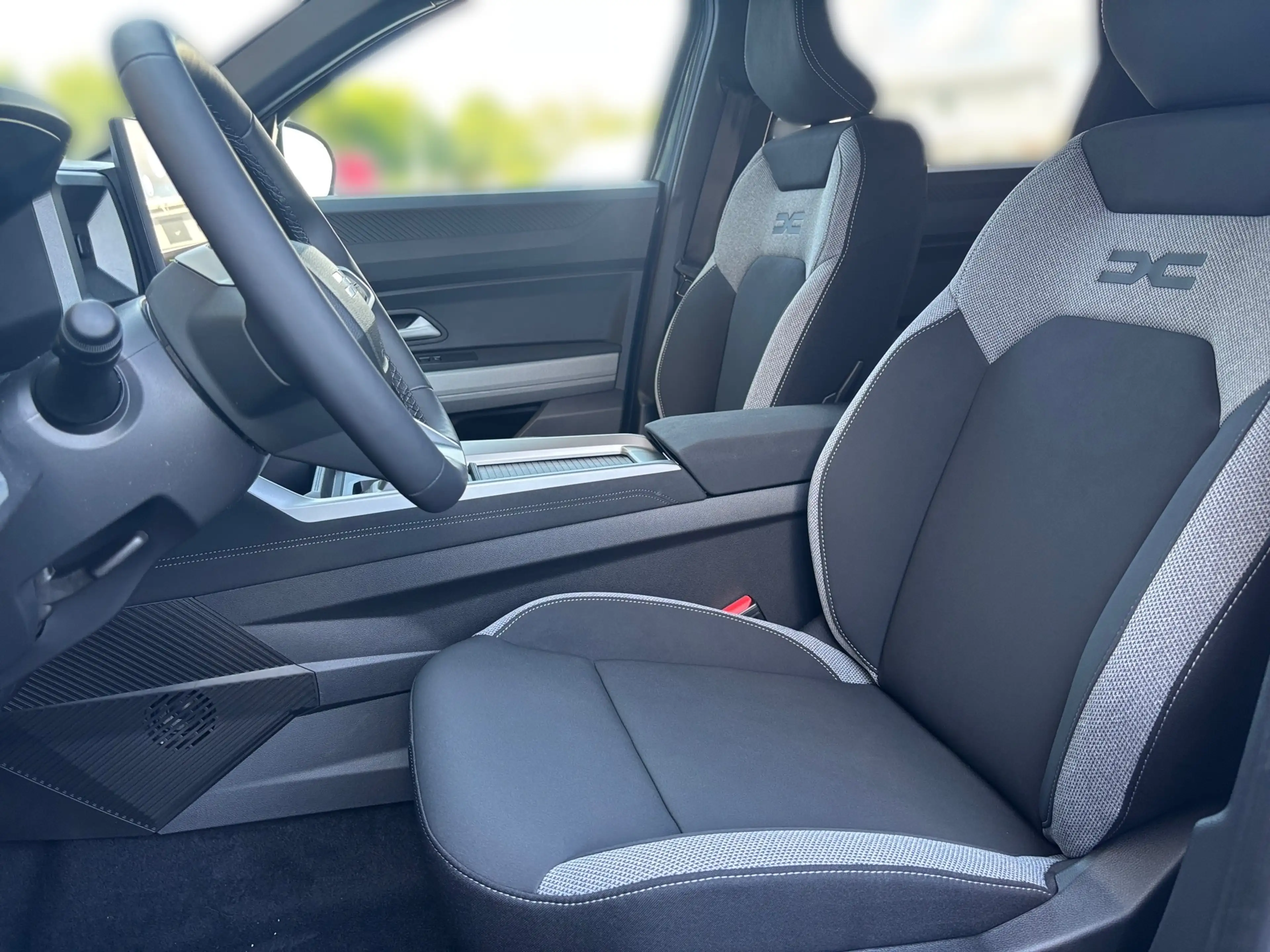 Dacia Bigster BIGSTER Journey Hybrid 155 — photo 8