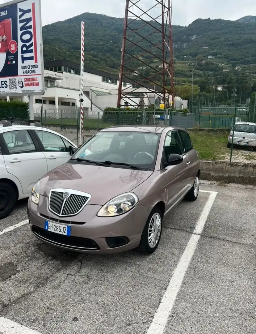 Lancia Ypsilon 1.2 benzina 69cv - 2