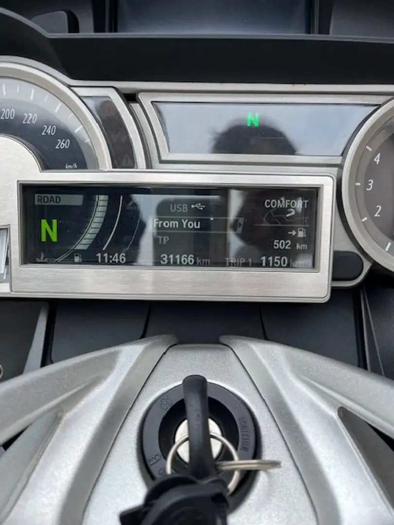 BMW K 1600 GT Stříbrná - 1