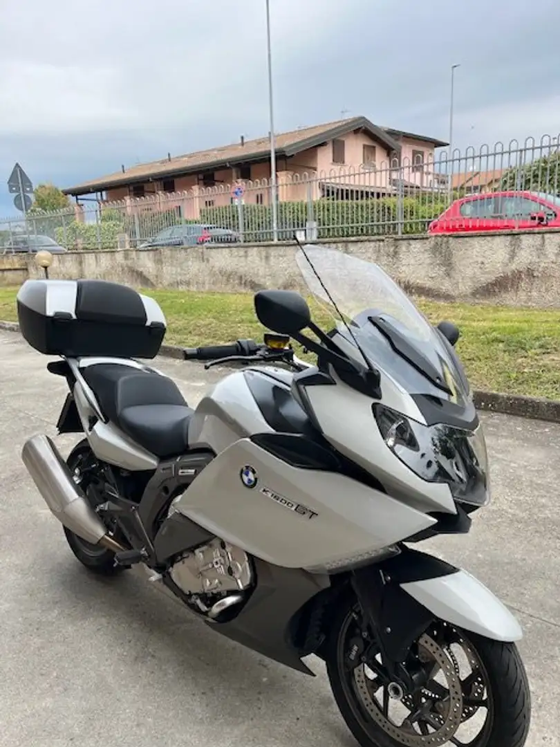 BMW K 1600 GT Stříbrná - 2