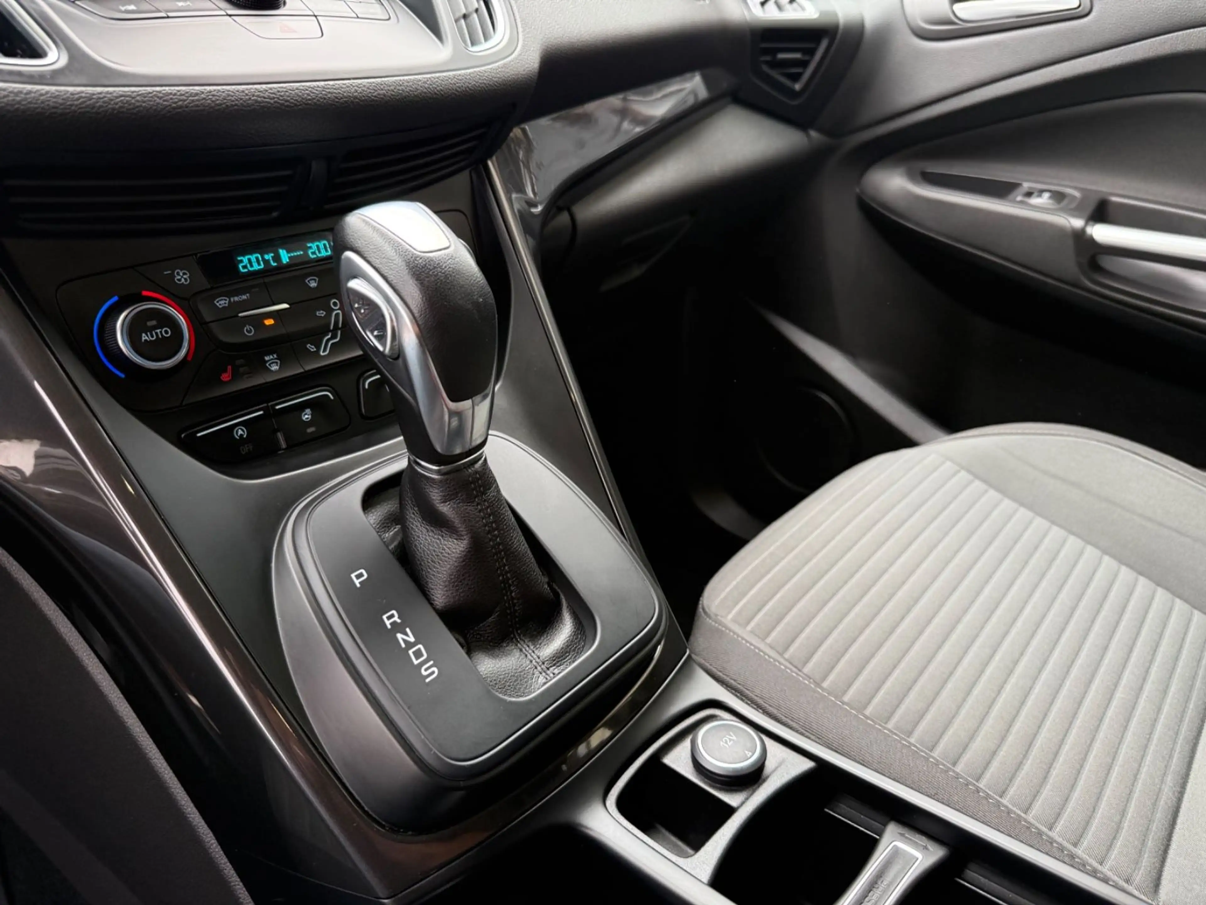 Ford C-Max 2.0 TDCi PowerShift Titanium 1.Hnd/AHK/Xen — photo 12