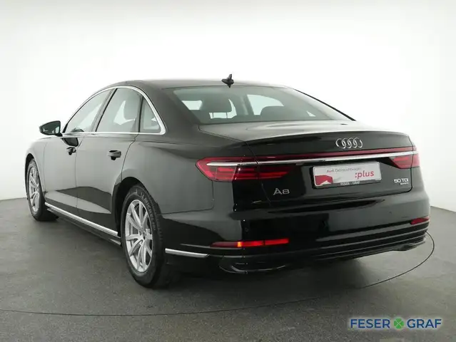 Audi A8 view 12