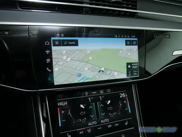 Audi A8 view 10