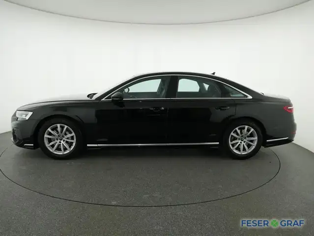 Audi A8 view 13