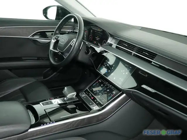 Audi A8 view 5