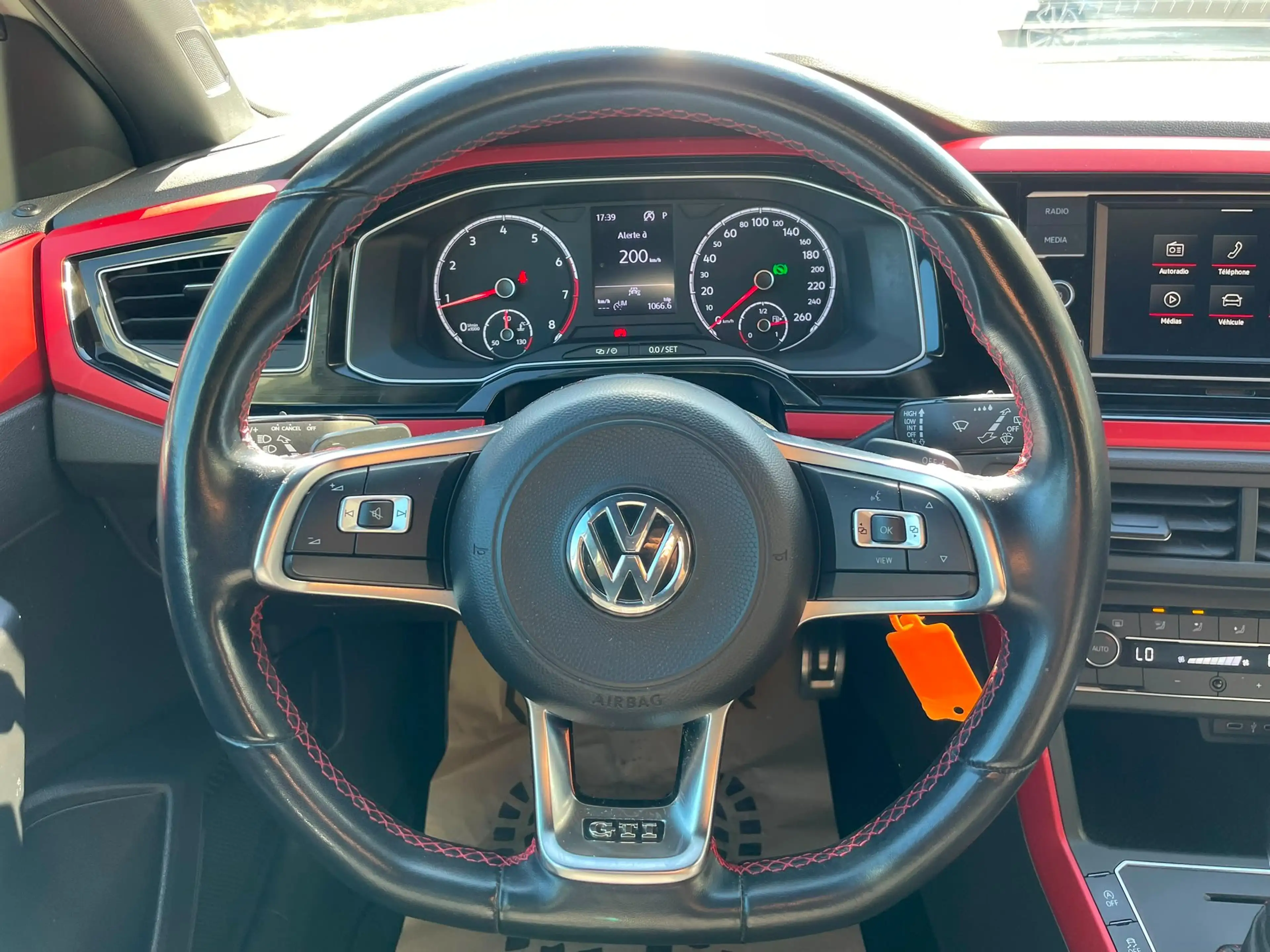 Volkswagen Polo GTI Polo 2.0 TSI DSG GTI-JUSQU'A 36 MOIS DE GARANTIE — photo 15