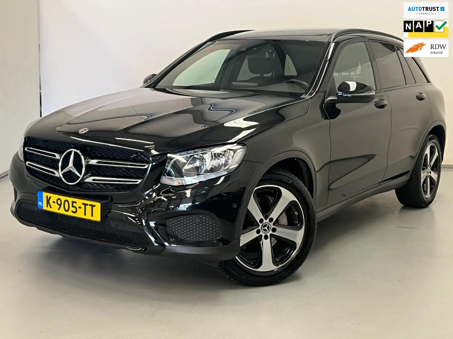 Mercedes-Benz GLC 250 4Matic Night / Pano / Leder / Trekhaak Чёрный - 1