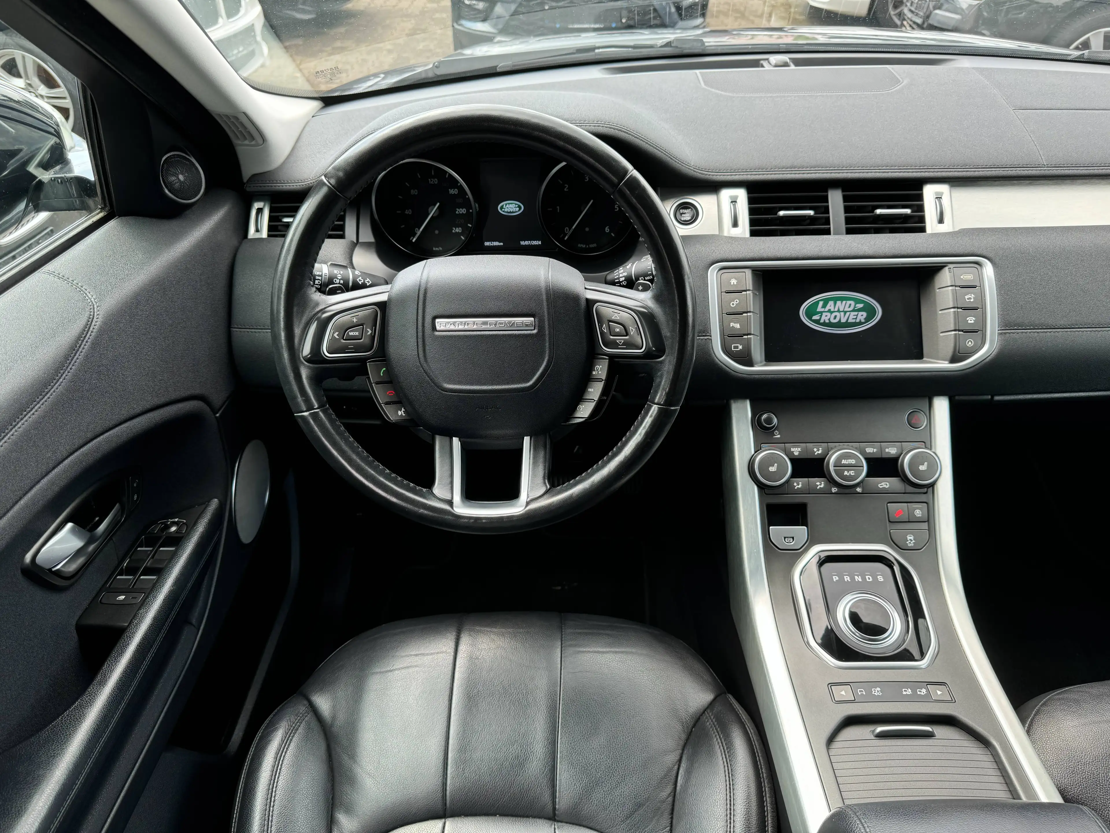Land Rover Range Rover Evoque SE~2Hand~Leder~Navi~Xenon — photo 7