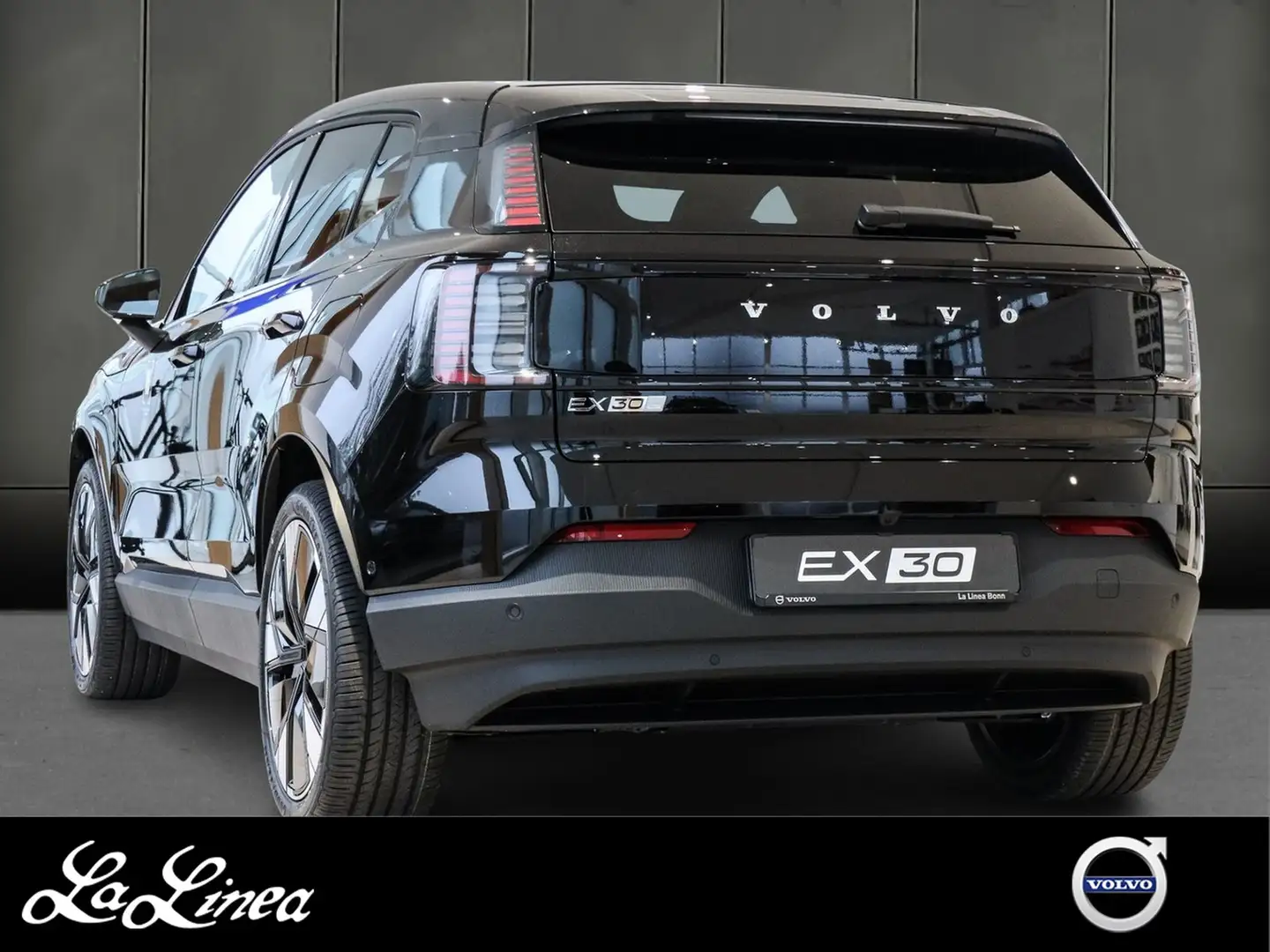 Volvo EX30 Single Motor Extended Range Ultra Schwarz - 2