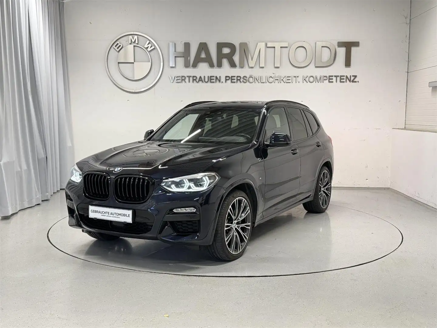 BMW X3 xDrive20d Schwarz - 1