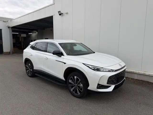 MG EHS HS PHEV 1.5 Turbo Luxury ***Bruin Interieur***