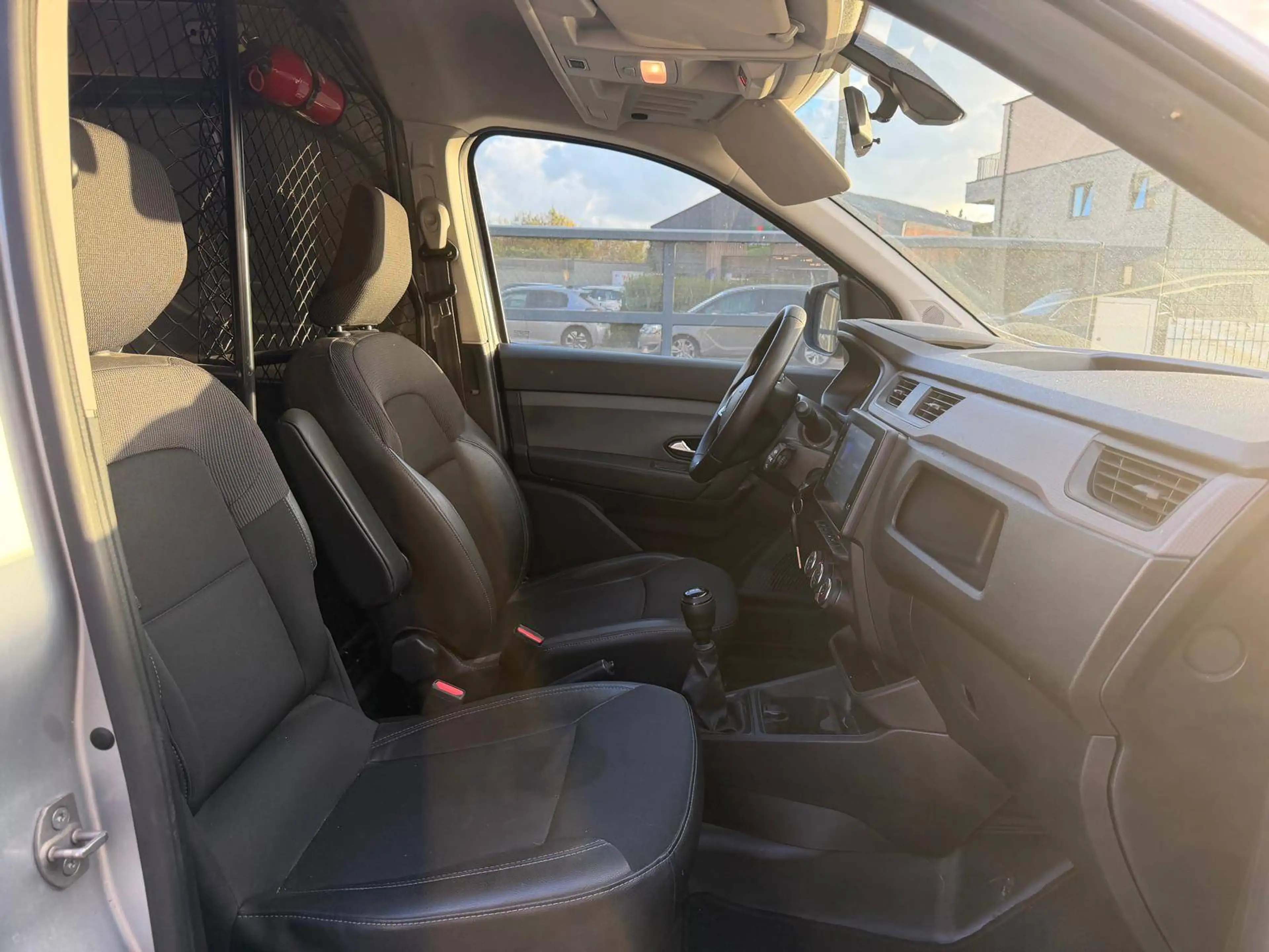Renault Express 1.33 TCE * 102PK * CAMERA * PDC * BLIS * APPLE CARPLAY * BTW — photo 11