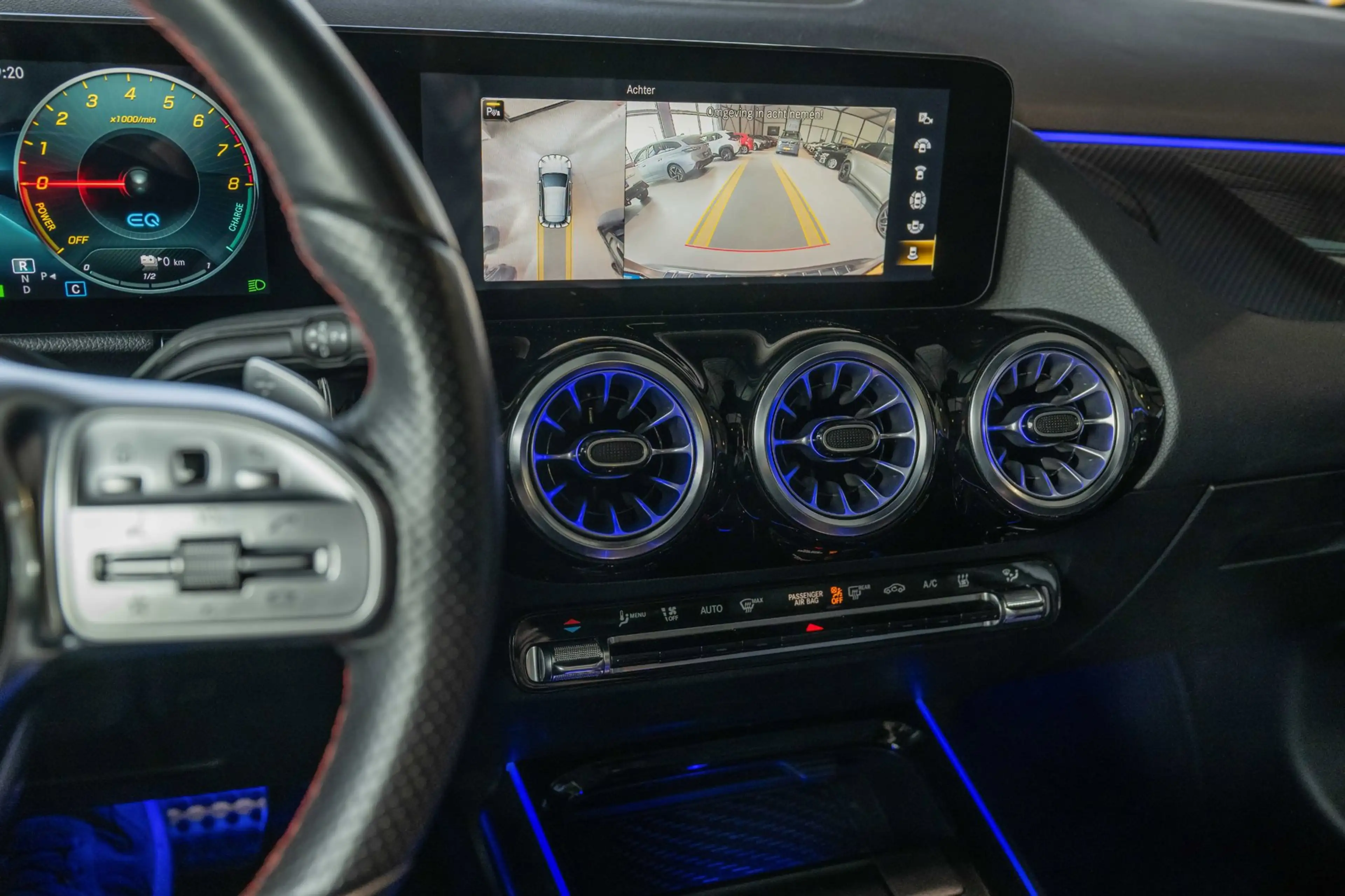 Mercedes-Benz GLA 250 e AMG Line PANO | 360° CAMERA — photo 14