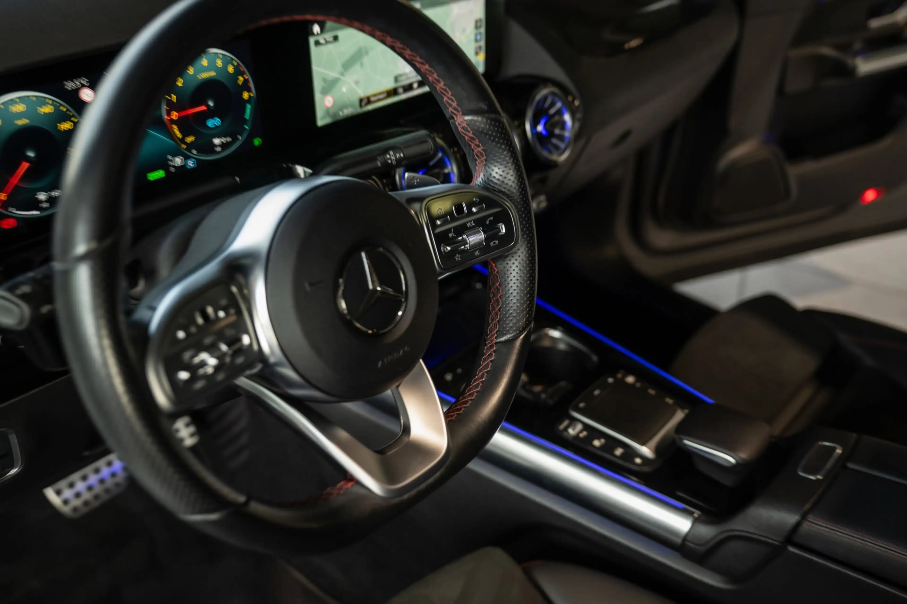 Mercedes-Benz GLA 250 e AMG Line PANO | 360° CAMERA — photo 9