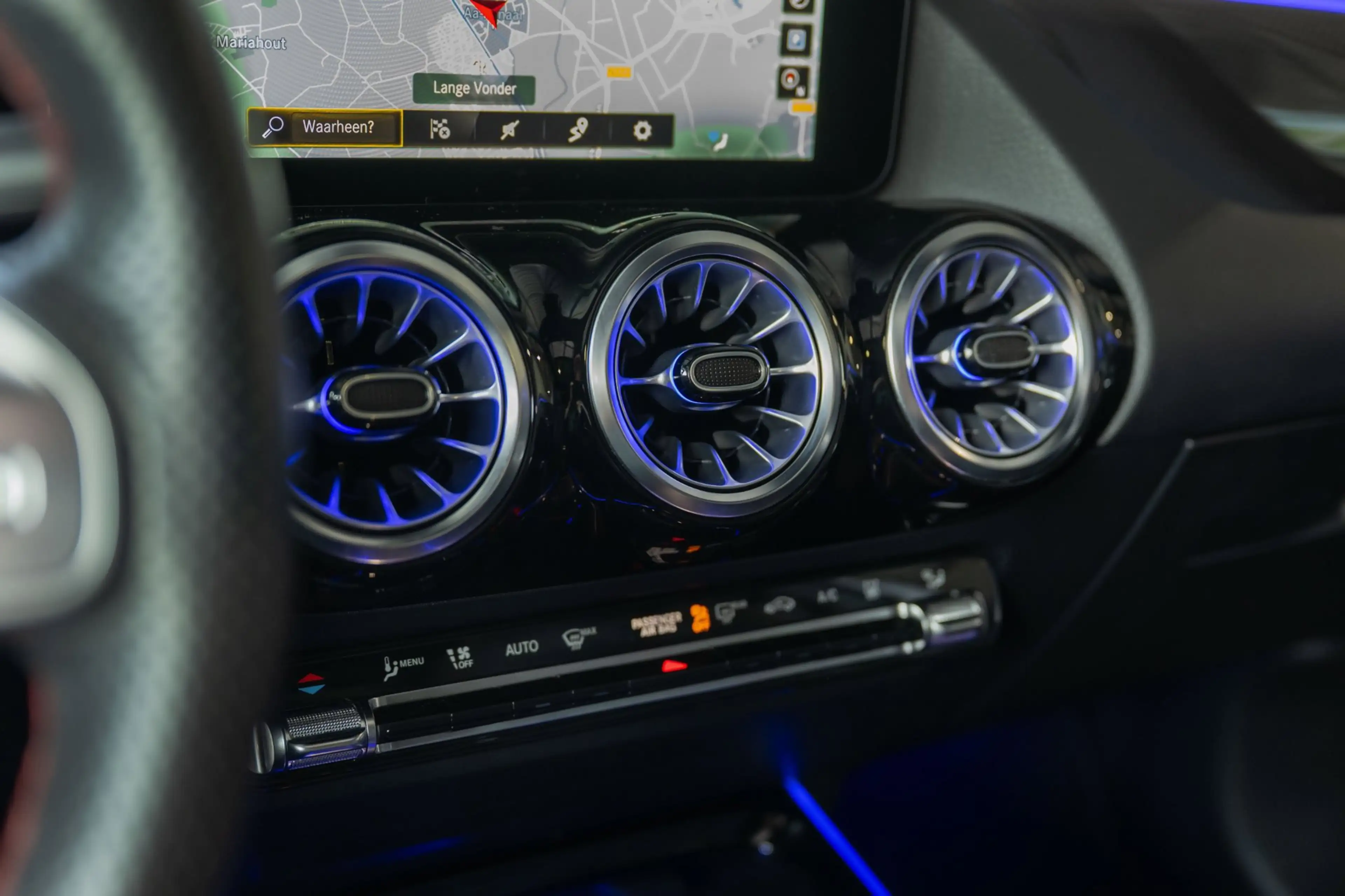 Mercedes-Benz GLA 250 e AMG Line PANO | 360° CAMERA — photo 12