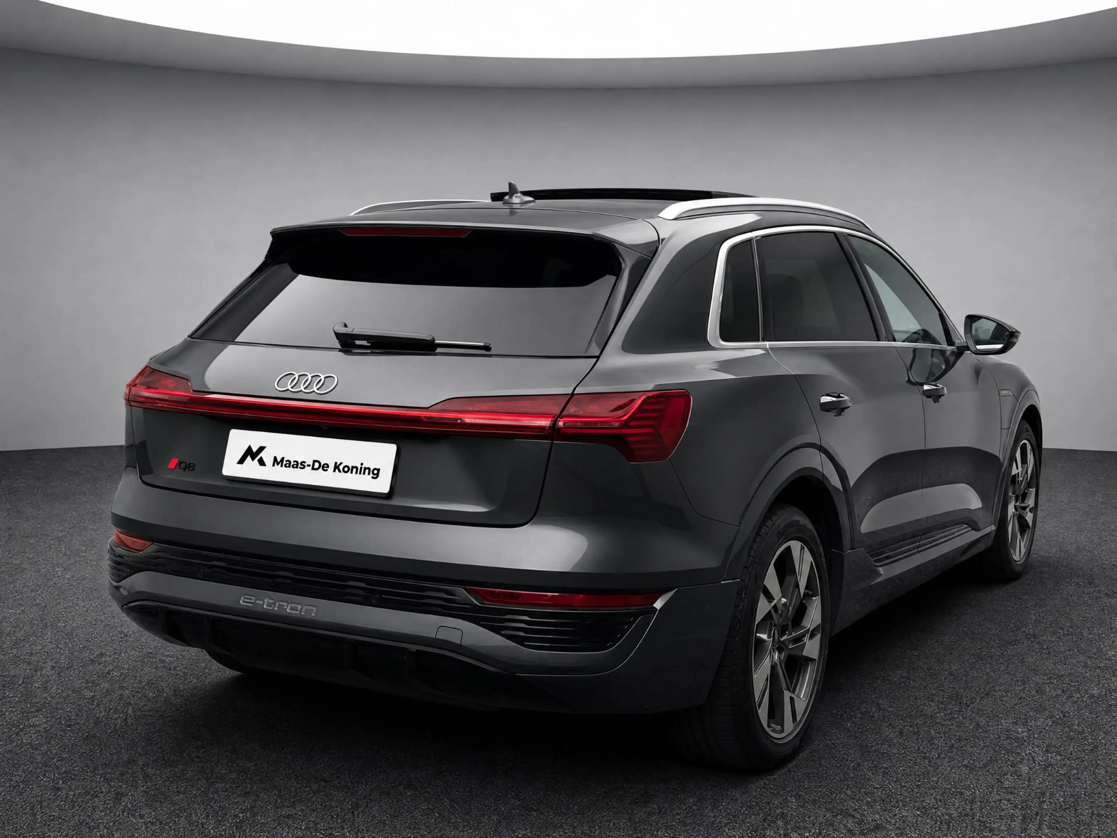 Audi Q8 e-tron 55 408pk Quattro S Edition Competition 115 kWh · S — photo 4