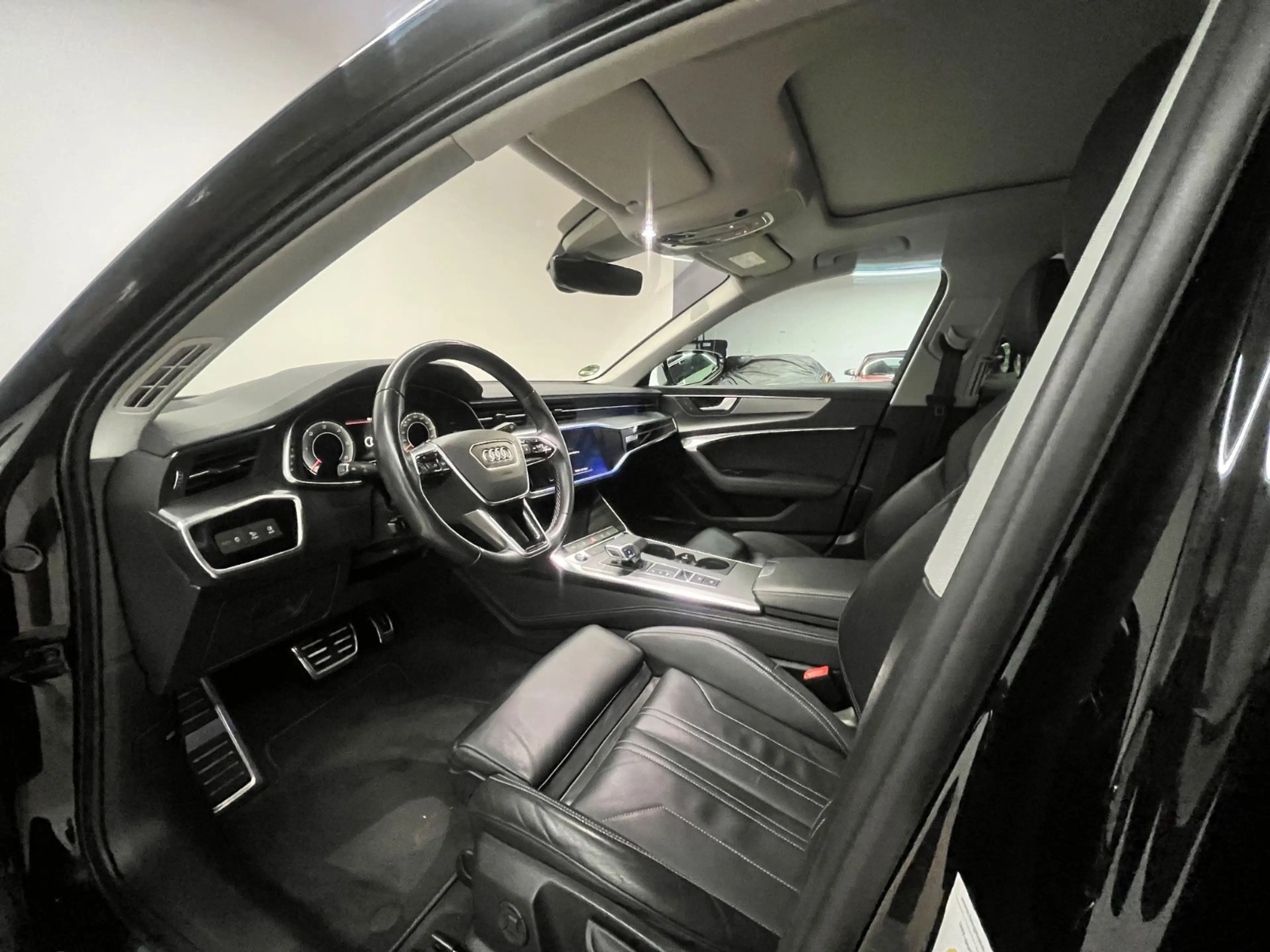 Audi A6 allroad quattro PANO VirtualCockpit AHK ACC P — photo 12