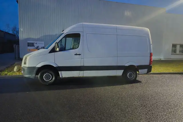 Volkswagen Crafter Kasten 30 mittel L2H2 Hochdach