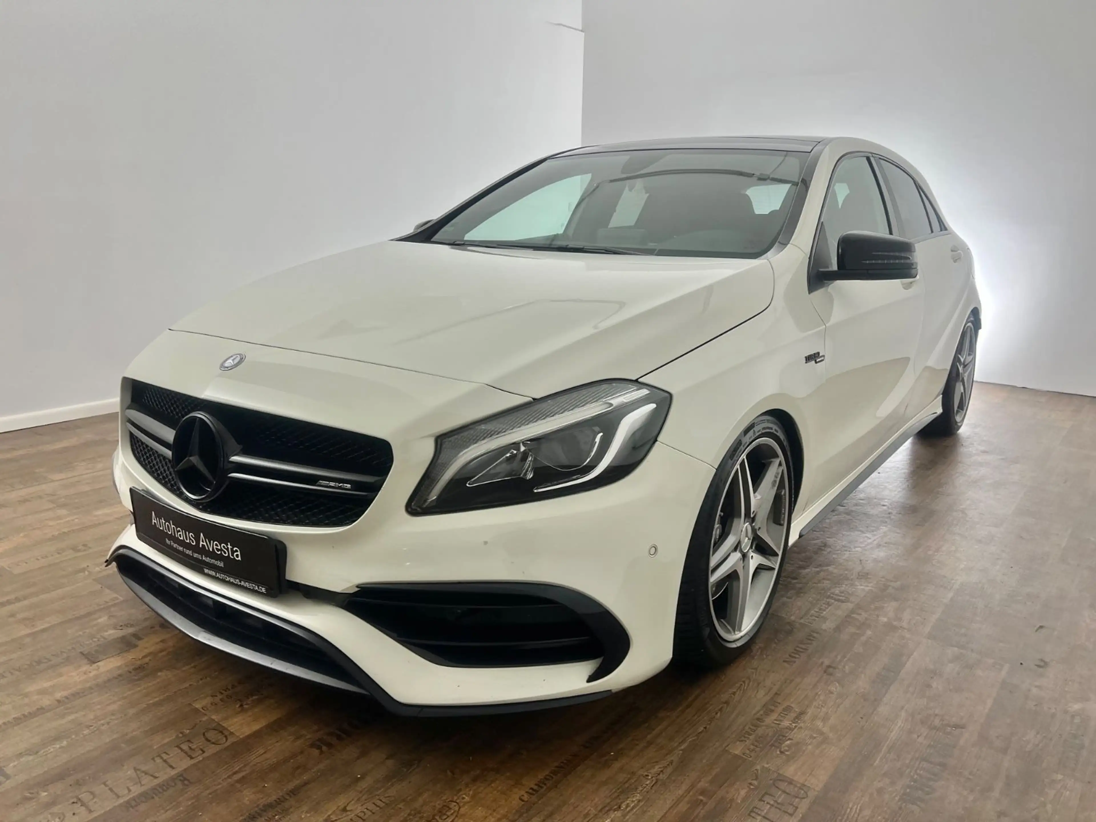 Mercedes-Benz A 45 AMG A45 AMG 4 MATIC PERFORMANCE SITZE/ 380 PS /