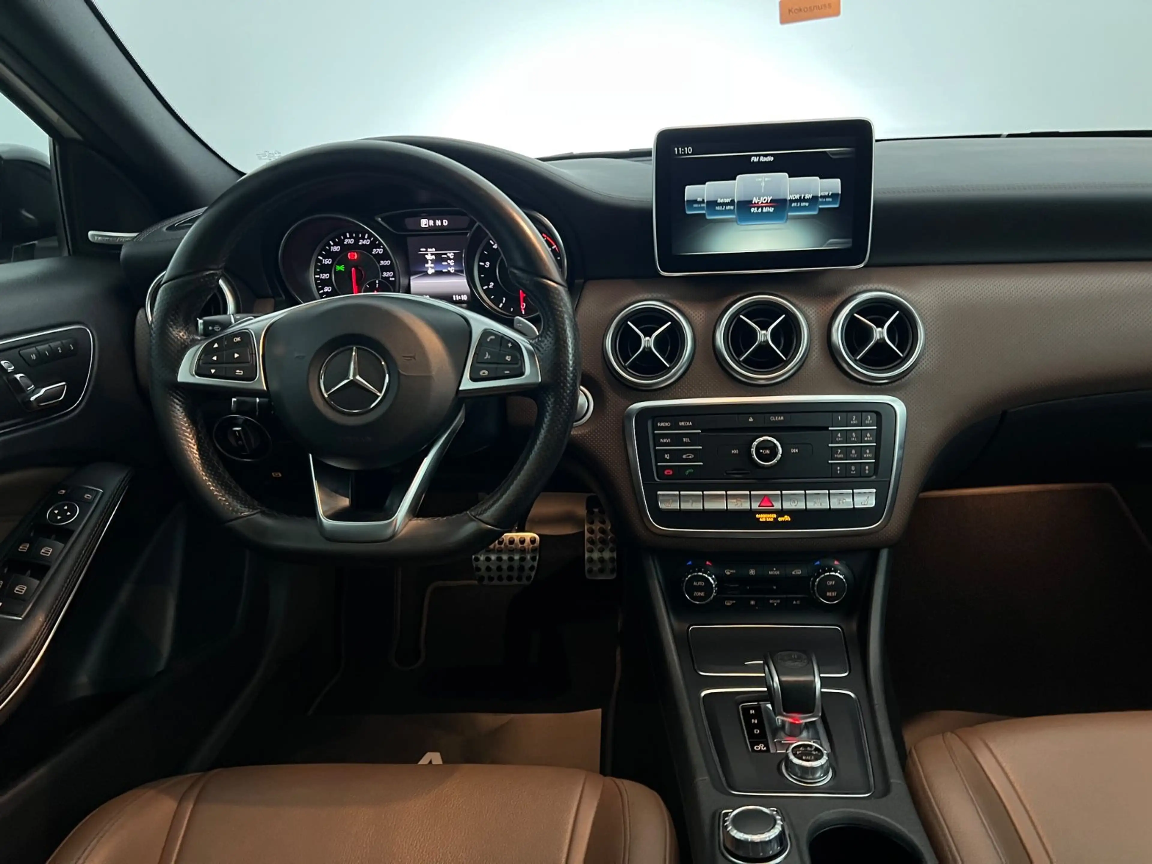 Mercedes-Benz A 45 AMG A45 AMG 4 MATIC PERFORMANCE SITZE/ 380 PS / — photo 9