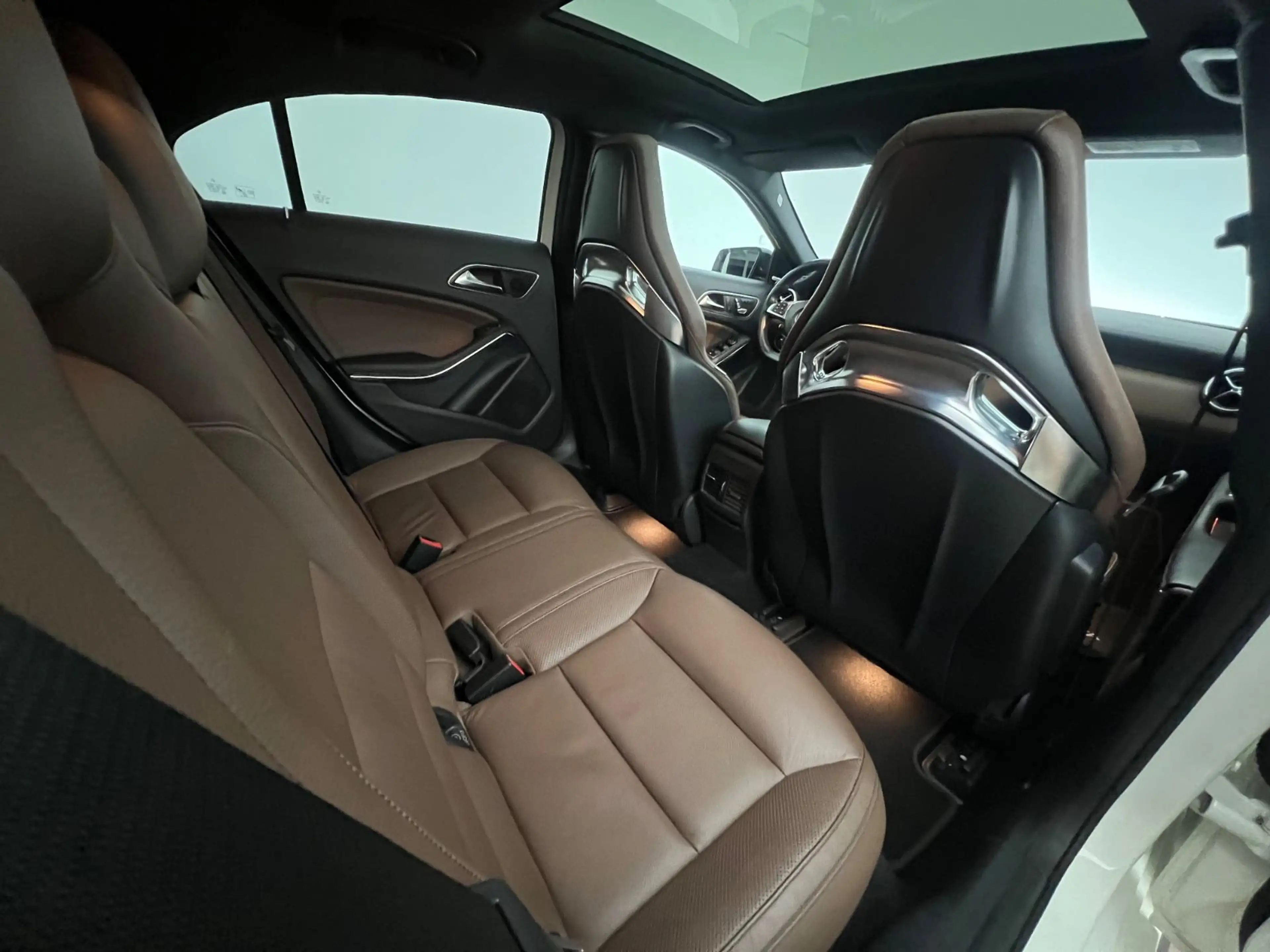 Mercedes-Benz A 45 AMG A45 AMG 4 MATIC PERFORMANCE SITZE/ 380 PS / — photo 8
