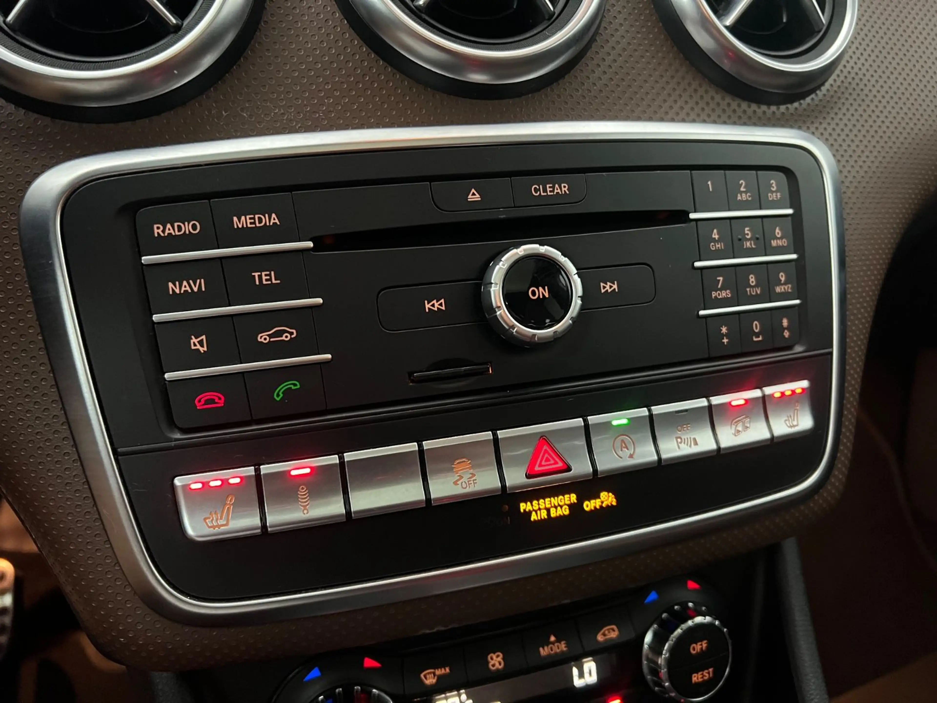 Mercedes-Benz A 45 AMG A45 AMG 4 MATIC PERFORMANCE SITZE/ 380 PS / — photo 38