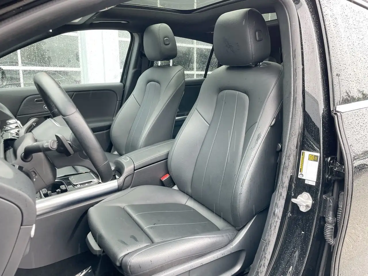 Mercedes-Benz GLA fotografie Mercedes-Benz GLA