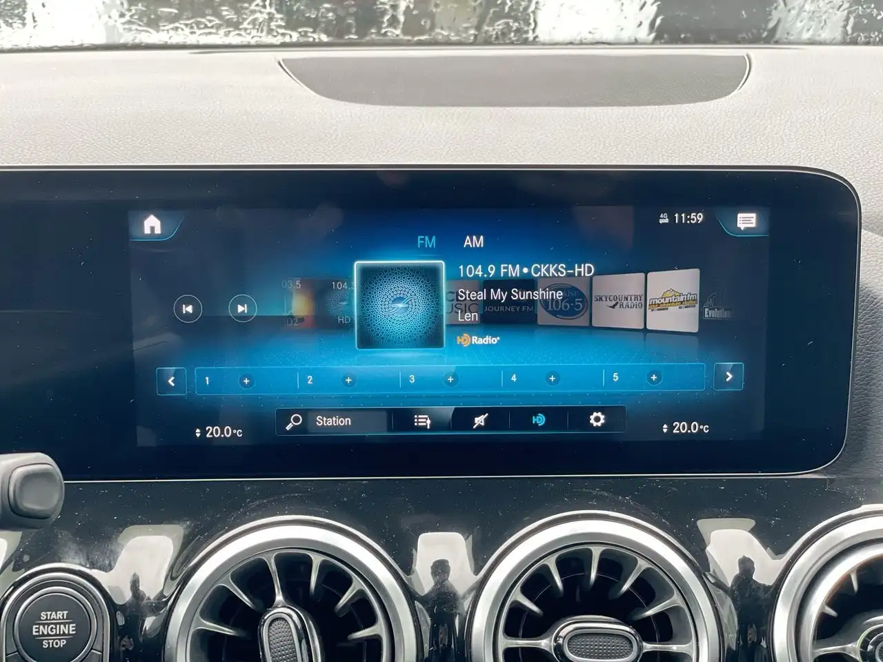 Mercedes-Benz GLA fotografie Mercedes-Benz GLA