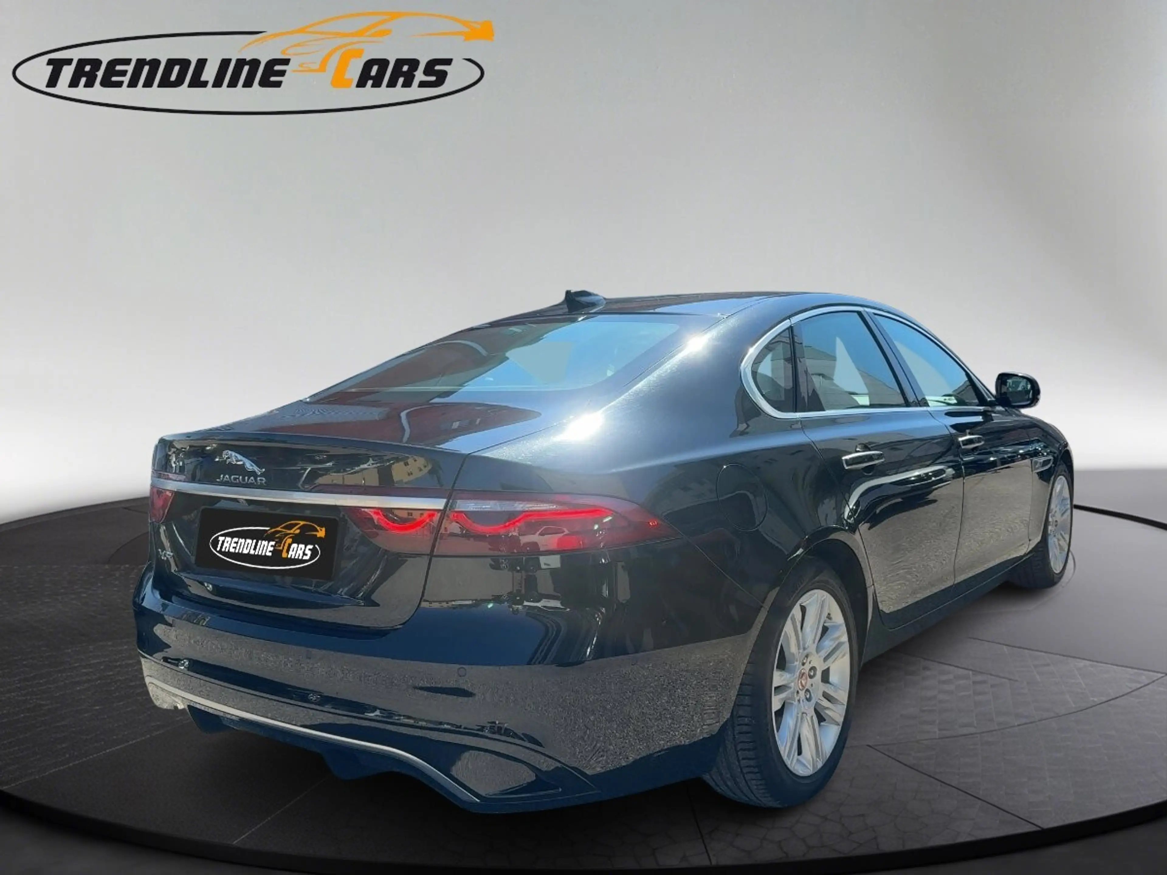 Jaguar XF D200 HSE Aut. *Topausstattung* — photo 3