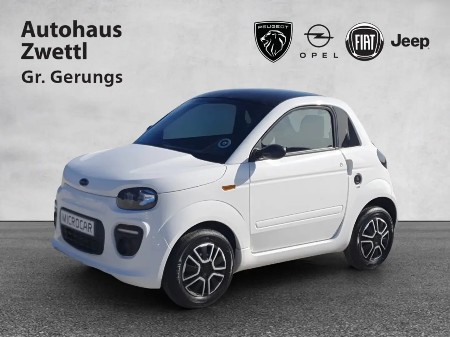 Microcar Due 6 502 Initial Nero - 1