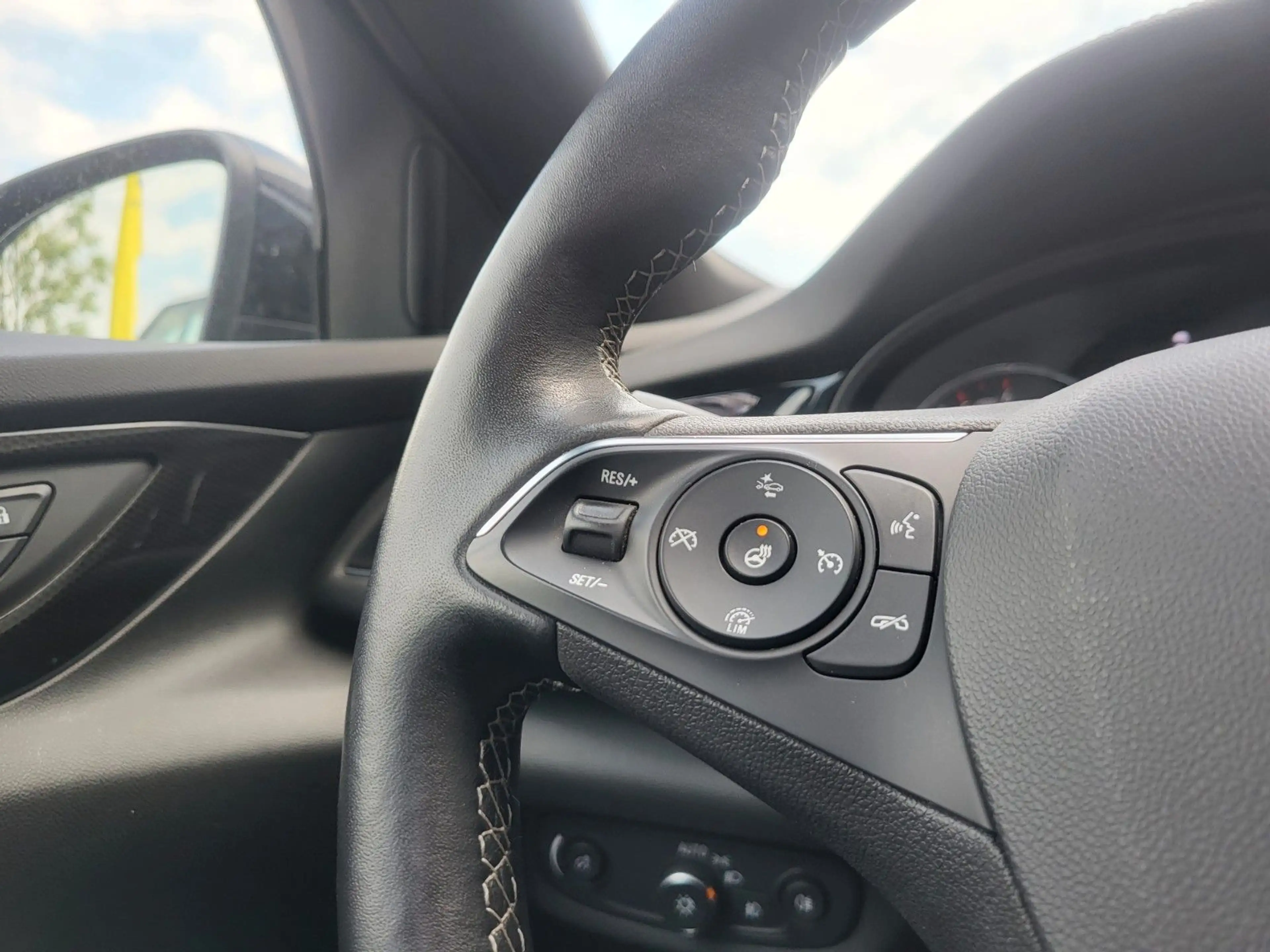 Opel Insignia B ST "Elegance" PixelLED/1Hand/Panorama — photo 14