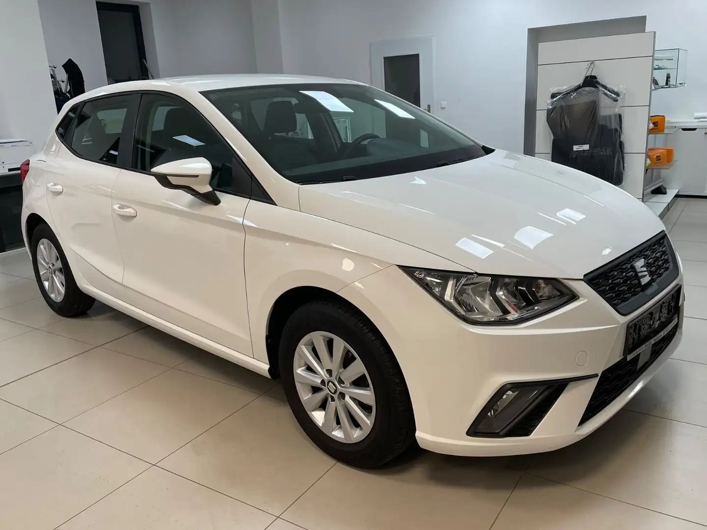 SEAT Ibiza Style Blanc - 1