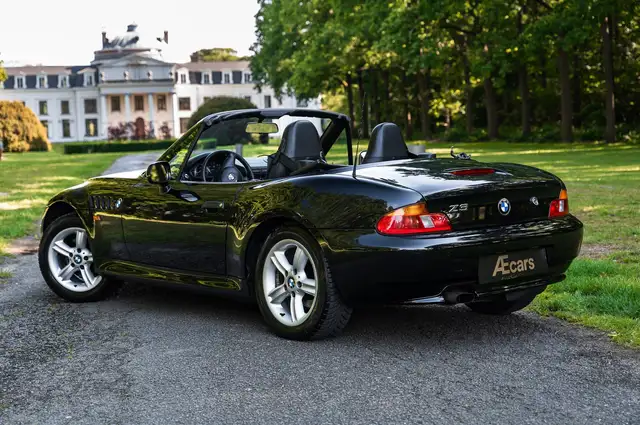 BMW Z3 view 4