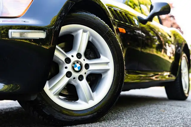 BMW Z3 view 9
