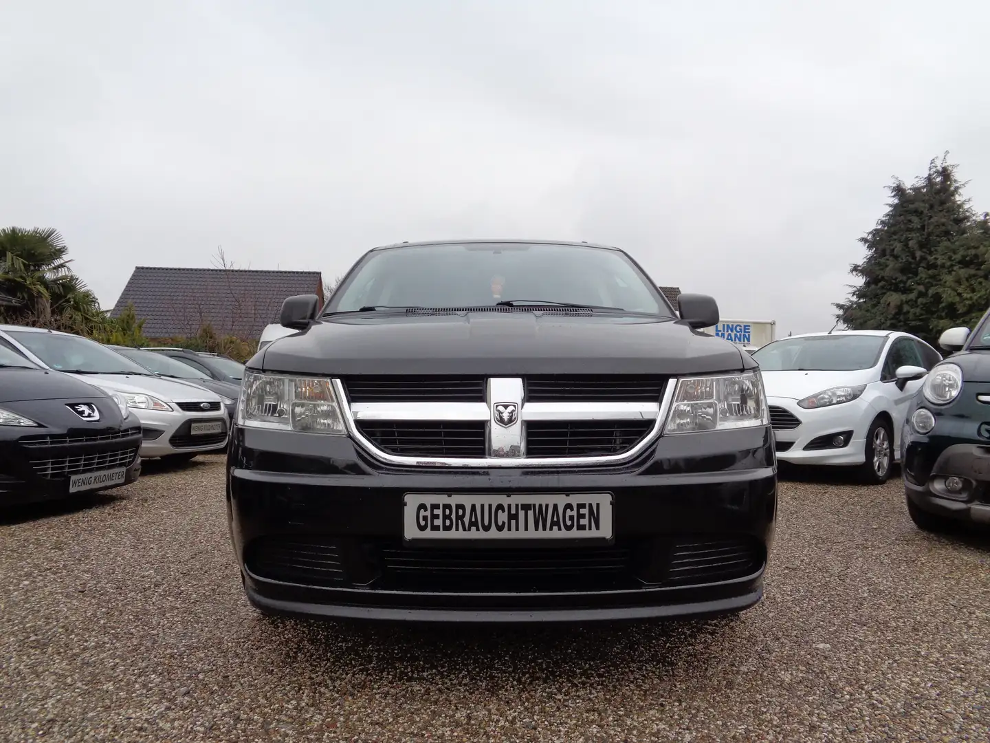 Dodge Journey SE Schwarz - 2