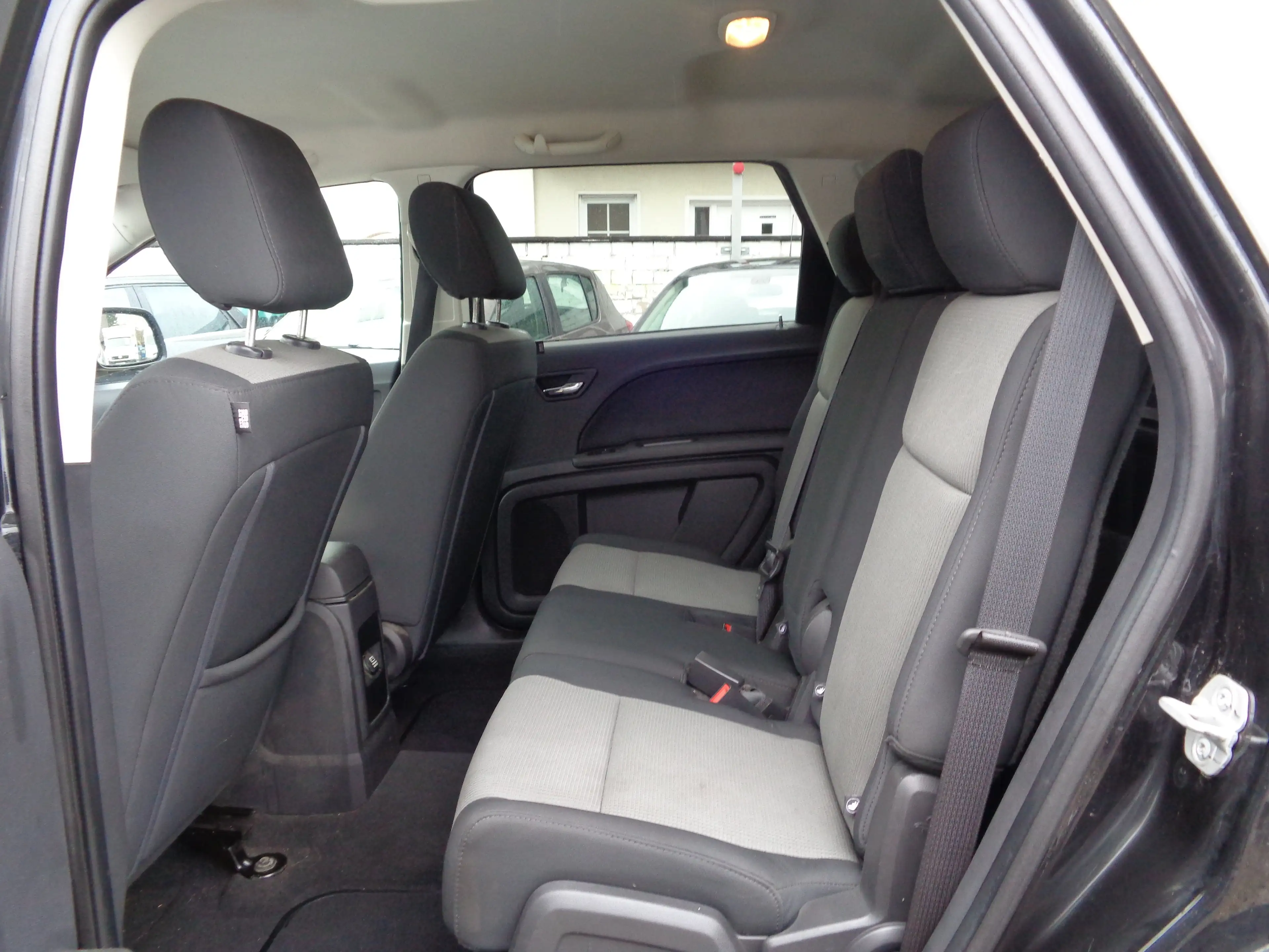 Dodge Journey SE — photo 15