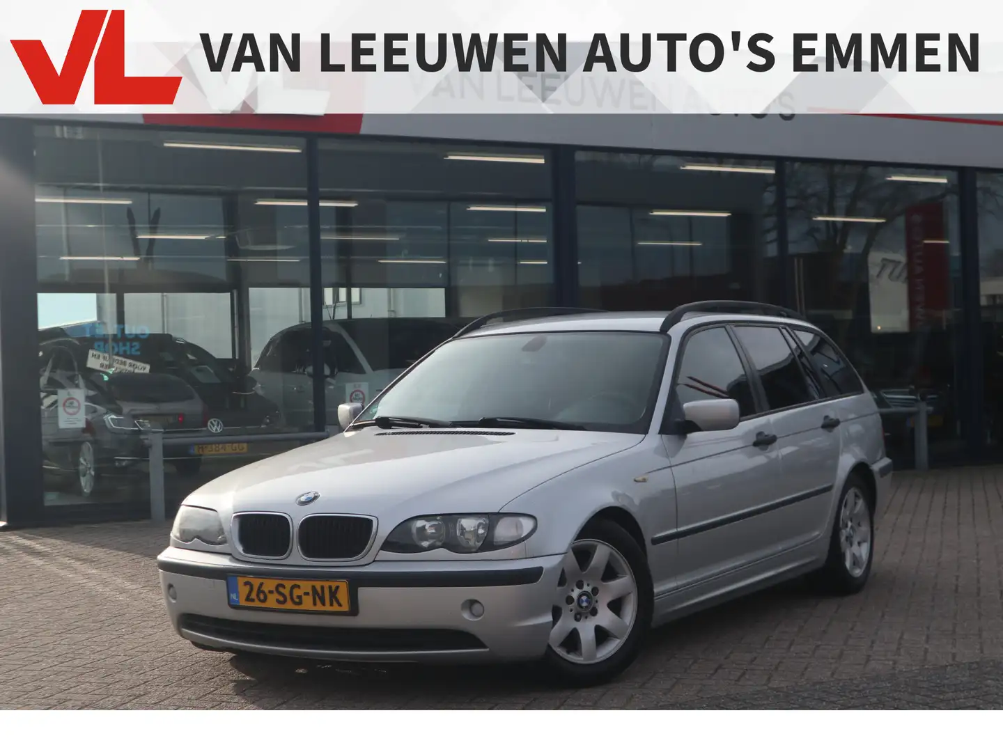 BMW 318 3-serie Touring 318d Black&Silver II | Airco | Cru Grijs - 1